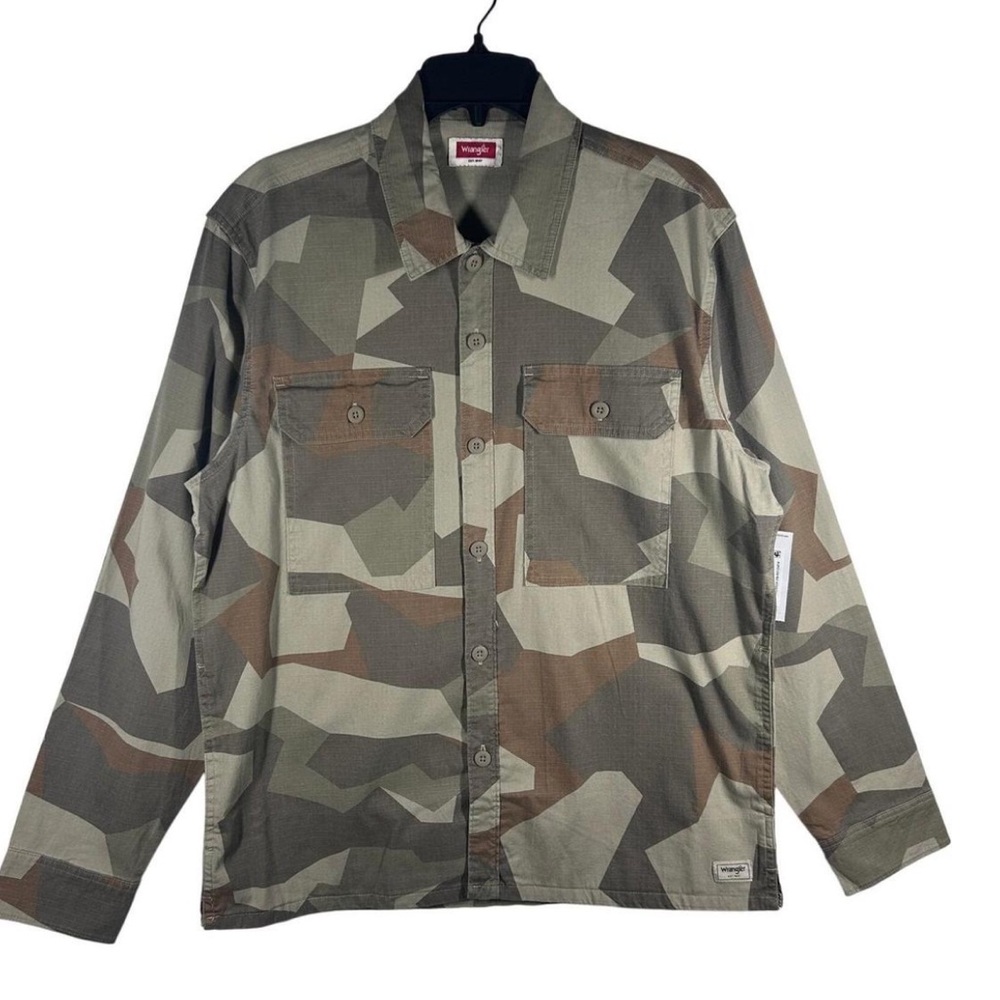 NWT Trendy Wrangler Camo Button Up- Lightweight-spring